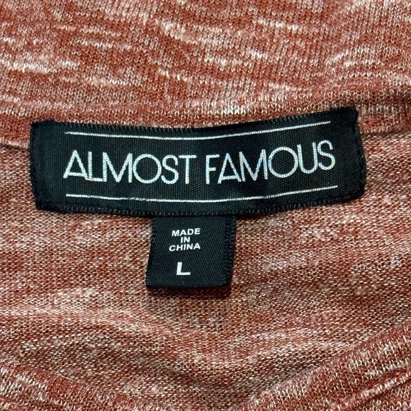 Almost Famous Red/Orange Heather Open Shoulder Hi-Lo Top - Picture 6 of 8